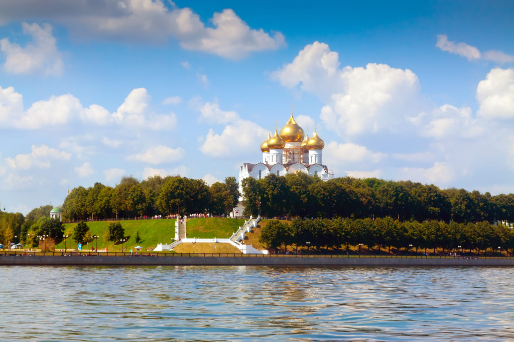 assumption-cathedral-yaroslavl (1).jpg