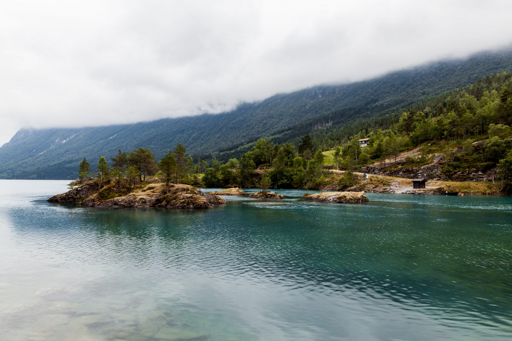 green-mountain-blue-idyllic-lake (1).jpg